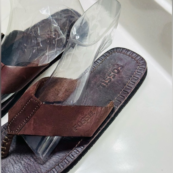 Fossil Men’s Brown Leather Thong Sandals Sz 11 - Picture 8 of 11
